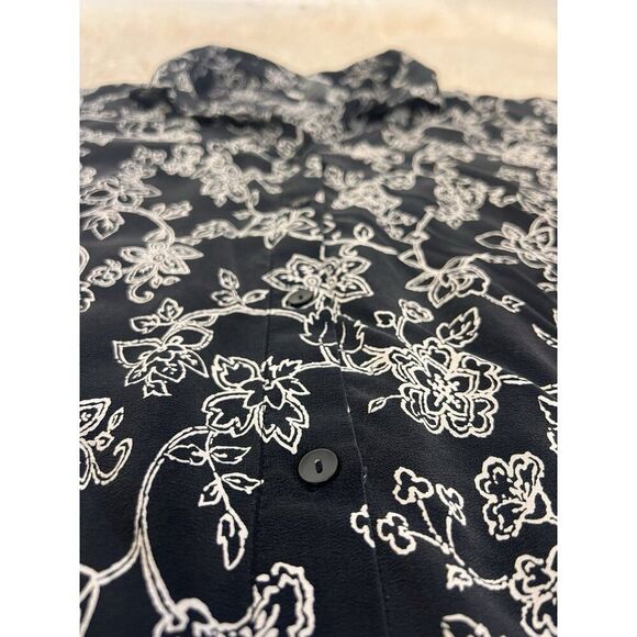 Style & Co Women's Plus Size 22W Black& White 100% Silk Floral Button Up Blouse - Picture 6 of 10